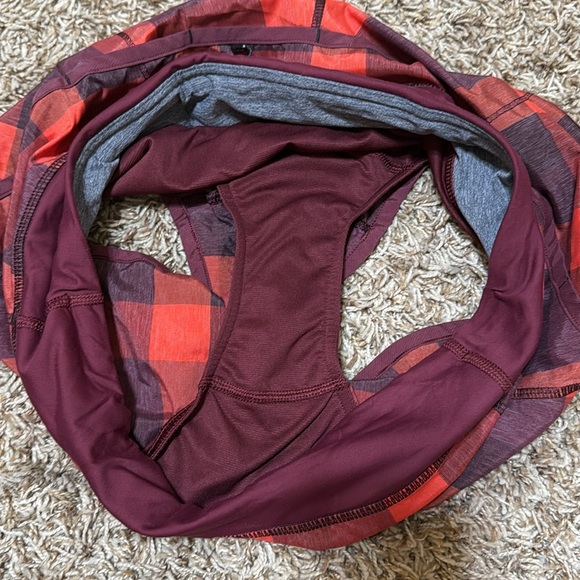 Lululemon speed shorts - Picture 5 of 5